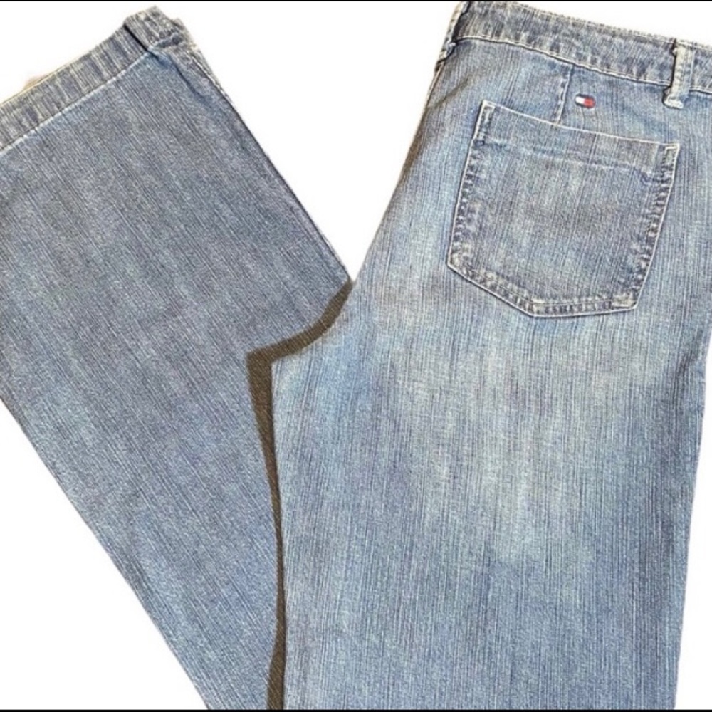 Tommy Hilfiger Light Wash Jeans Size 6R Bl…